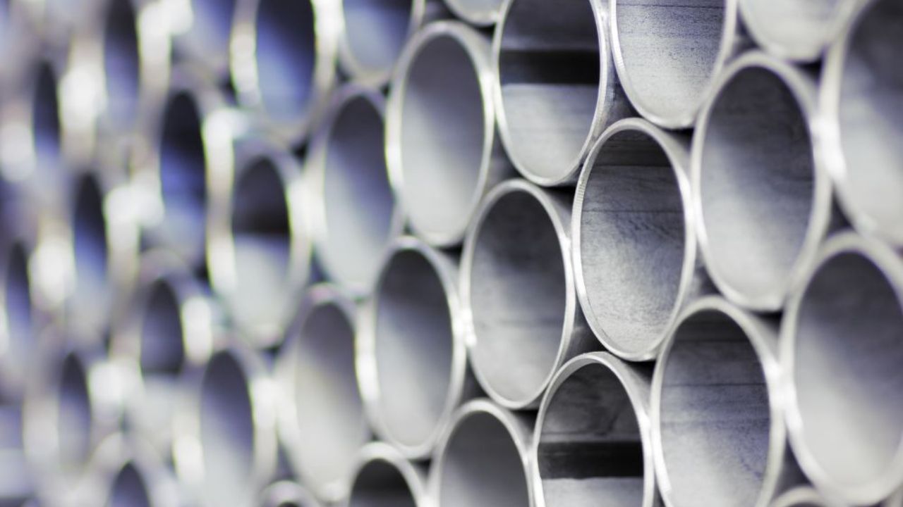 Essential Factors to Consider Before Buying Mild Steel Pipes